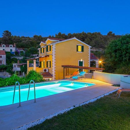 Villa Green Garden Splitska Exterior foto